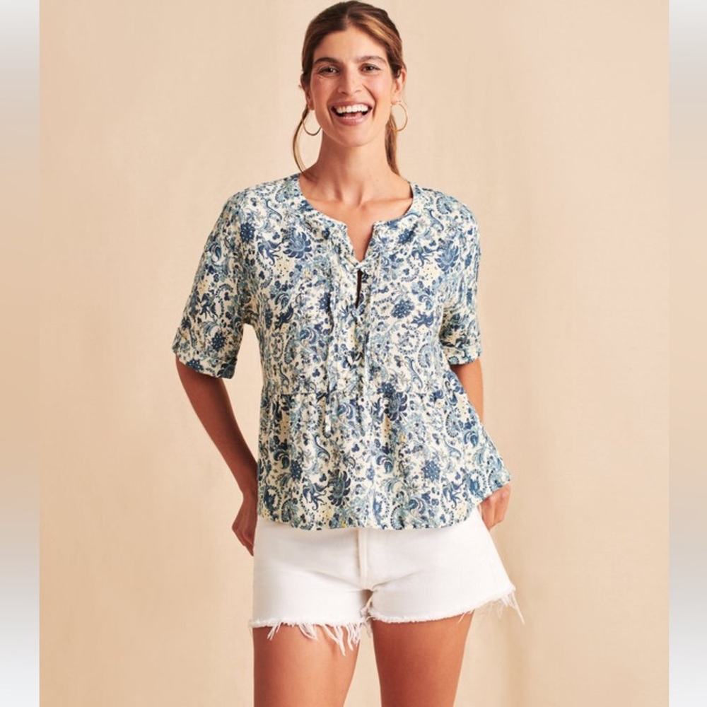 Faherty NWT Salinas Top Aviary - Blue Perfect for dressier summer days.